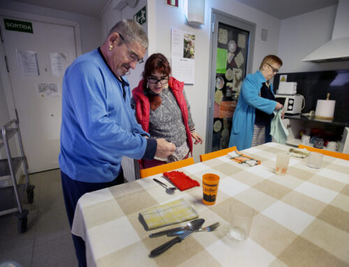 Auxiliar tècnic/a educatiu/iva llar Sant Hipòlit de Voltregà