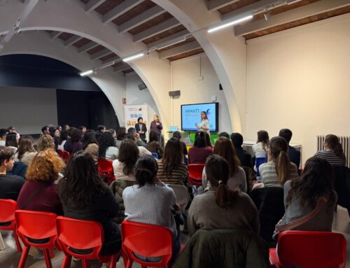 El Tris Tras ha fet set xerrades a famílies en el marc de la campanya “Infants i rebequeries”