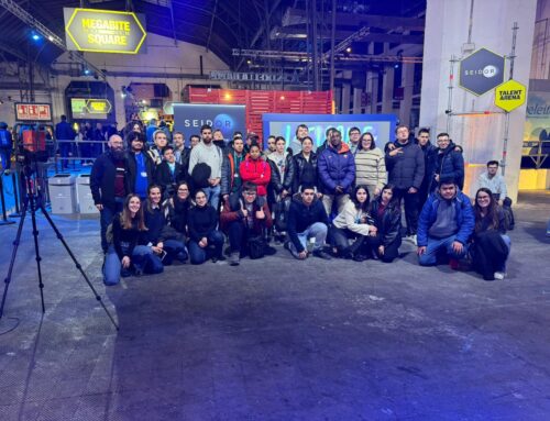 Més de 40 persones de Sant Tomàs visiten el Mobile World Congress