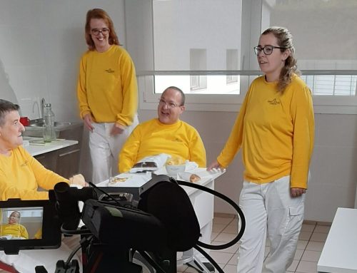 Sant Tomàs fa un anunci de les patates fregides amb els treballadors com a protagonistes