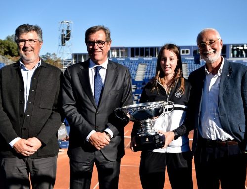El Club Tennis Vic destina a Sant Tomàs el premi que va aconseguir una de les seves jugadores